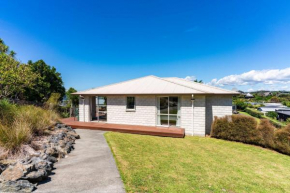 Tranquil Cove - Mangawhai Heads Holiday Home